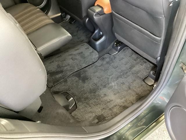 ヴェゼル ハイブリッドＺ・ホンダセンシング　純正メモリーナビ　リアカメラ　ＥＴＣ　レーダーサポート　ＤＶＤ再生機能　整備記録簿　横滑り防止システム　バックアイカメラ　盗難防止装置　フルセ　シートヒーター付　スマ－トキ－　ＥＣＯモード　ＵＳＢ接続（62枚目）