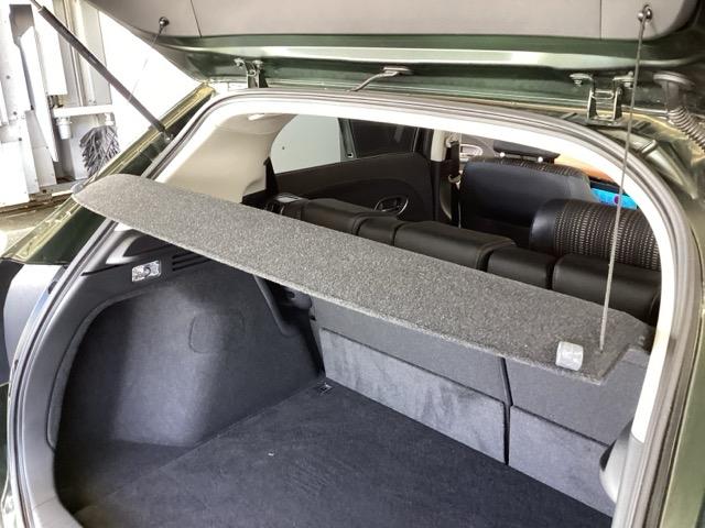 ヴェゼル ハイブリッドＺ・ホンダセンシング　純正メモリーナビ　リアカメラ　ＥＴＣ　レーダーサポート　ＤＶＤ再生機能　整備記録簿　横滑り防止システム　バックアイカメラ　盗難防止装置　フルセ　シートヒーター付　スマ－トキ－　ＥＣＯモード　ＵＳＢ接続（64枚目）