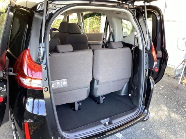 フリード Ｇ・ホンダセンシング　純正メモリーナビ　ドラレコ　リアカメラ　Ｆセグ　追突被害軽減ブレーキ　ｉストップ　Ｗエアバッグ　パワーウィンドウ　アクティブクルーズコントロール　スマートキ　カラーバックモニター　整備点検記録簿（19枚目）