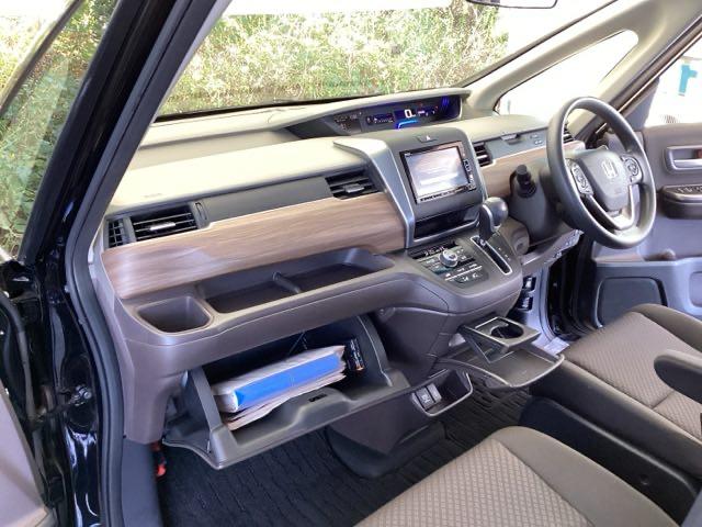 フリード Ｇ・ホンダセンシング　純正メモリーナビ　ドラレコ　リアカメラ　Ｆセグ　追突被害軽減ブレーキ　ｉストップ　Ｗエアバッグ　パワーウィンドウ　アクティブクルーズコントロール　スマートキ　カラーバックモニター　整備点検記録簿（37枚目）