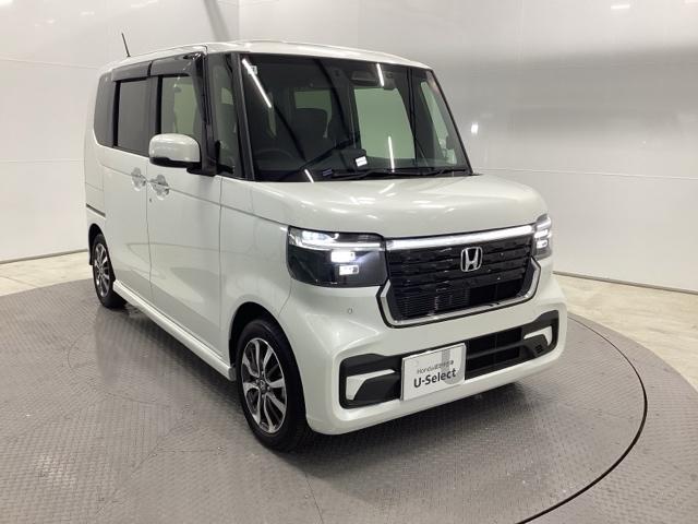 N-BOXカスタム ベースグレード 純正メモリーナビ ドラレコ リアカメラ USB接続 CMBS Dレコ ベンチシート オートエアコン スマートキ LED 盗難防止装置 クルコン ETC バックカメラ フルセグTV パワーステアリング(7枚目)