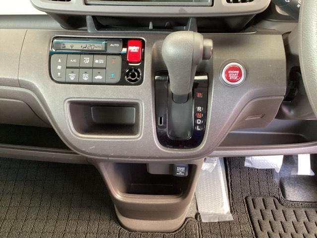 Ｎ－ＯＮＥ スタンダード　純正ＣＤチューナー　衝突低減ブレーキ　衝突軽減ブレーキ　エコアイドル　イモビライザー　スマートキー　エアバック　横滑り防止　パワーウインドウ　Ｗエアバッグ　パワーステアリング　ベンチシート　ＡＢＳ（12枚目）