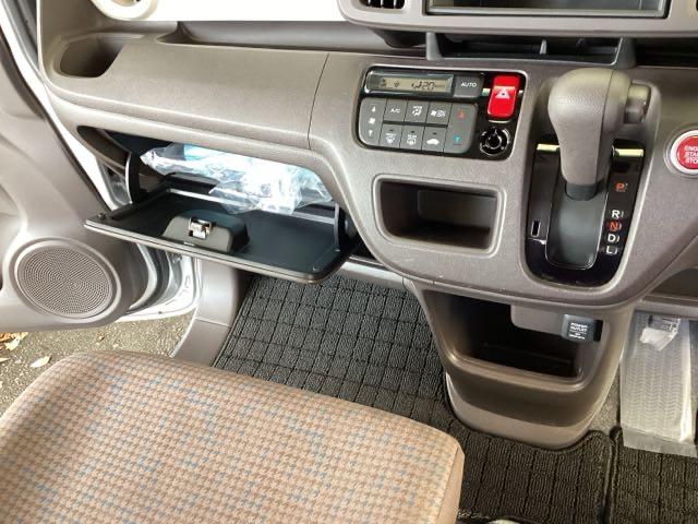 Ｎ－ＯＮＥ スタンダード　純正ＣＤチューナー　衝突低減ブレーキ　衝突軽減ブレーキ　エコアイドル　イモビライザー　スマートキー　エアバック　横滑り防止　パワーウインドウ　Ｗエアバッグ　パワーステアリング　ベンチシート　ＡＢＳ（36枚目）