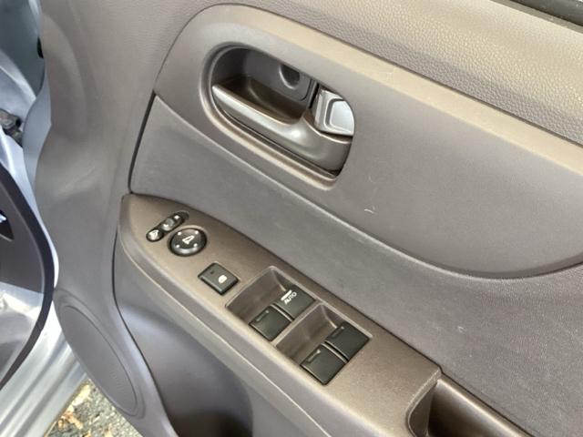 Ｎ－ＯＮＥ スタンダード　純正ＣＤチューナー　衝突低減ブレーキ　衝突軽減ブレーキ　エコアイドル　イモビライザー　スマートキー　エアバック　横滑り防止　パワーウインドウ　Ｗエアバッグ　パワーステアリング　ベンチシート　ＡＢＳ（45枚目）