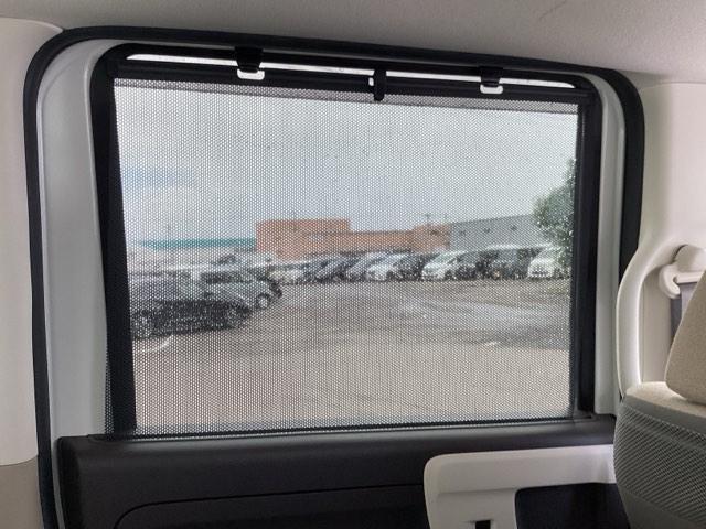 Ｎ－ＢＯＸ Ｇ・Ｌホンダセンシング　ナビ装着用スペシャルパッケージ＋ＥＴＣ車載器　Ｗ電動ドア　Ａストップ　ＥＳＣ　キーフリーシステム　ＬＥＤライト　フルセグ対応　バックＭ　ＴＶナビ　ＵＳＢ　スマートキー　クルコン　両席エアバック　ＤＶＤ（33枚目）