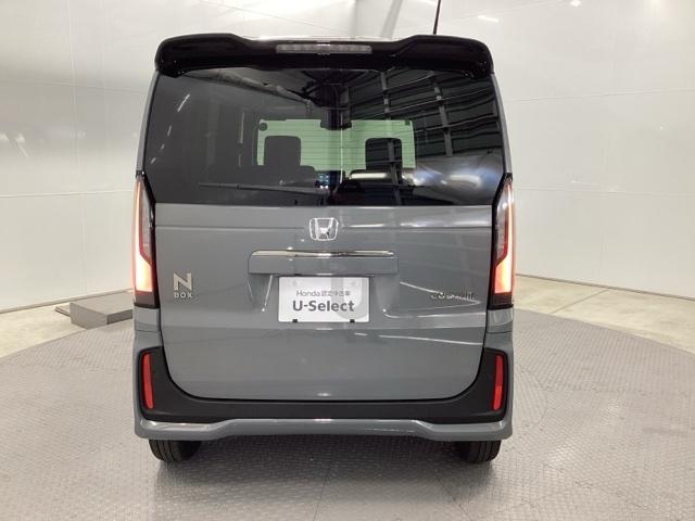 Ｎ－ＢＯＸカスタム コーディネートスタイル　ホンダ純正ディスプレイオーディオ　オートクルーズ　Ｗ電動ドア　シートヒータ　ＬＥＤ　ＥＳＣ　リアカメラ　ソナー　ベンチシート　アイドリングストップ　エアコン　サイドエアバック　パワーウィンドウ　ＡＢＳ（9枚目）