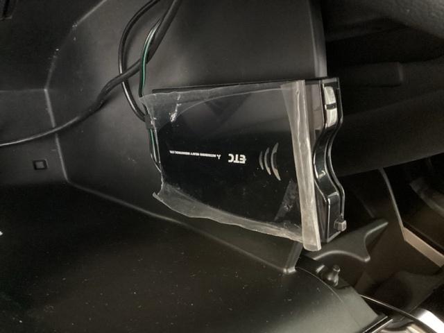 フィットハイブリッド Ｌパッケージ　ナビ　フルセグ　あんしんパッケージ　サイドエアバック　ＬＥＤ　ＥＣＯＮ　バックカメラ　オートクルーズコントロール　イモビライザー　ＥＴＣ　ＥＳＣ　ＡＵＴＯエアコン　ＡＢＳ　運転席助手席エアバッグ（16枚目）