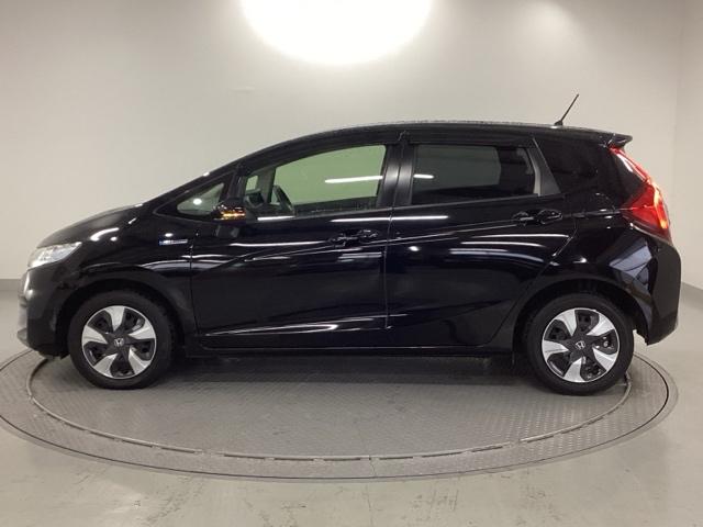 フィットハイブリッド Ｌパッケージ　ナビ　フルセグ　あんしんパッケージ　サイドエアバック　ＬＥＤ　ＥＣＯＮ　バックカメラ　オートクルーズコントロール　イモビライザー　ＥＴＣ　ＥＳＣ　ＡＵＴＯエアコン　ＡＢＳ　運転席助手席エアバッグ（35枚目）