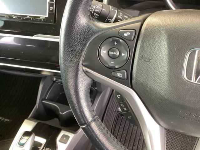 フィットハイブリッド Ｌホンダセンシング　純正ナビ　フルセグ　リアカメラ　軽減ブレーキ　Ｒカメ　ＬＥＤ　サイドＳＲＳ　横滑り防止　ドライブレコーダー　ナビＴＶ　パワーステアリング　盗難防止装置　オートクルーズ　ＥＴＣ車載器　ＤＶＤ再生　ＡＢＳ（44枚目）