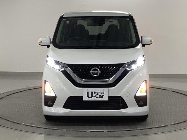 デイズ ハイウェイスターＸ　ナビ　フルセグ　リアカメラ　ブレーキサポート　前後センサー　地デジ　フロントベンチシート　横滑り防止　ＬＥＤ　イモビライザー　インテリジェントキー　ＥＴＣ　アイドリングストップ　オートエアコン　ＡＢＳ（6枚目）