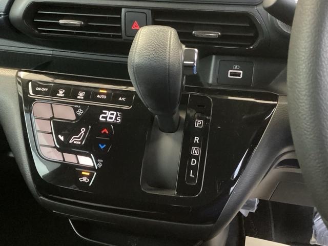 デイズ ハイウェイスターＸ　ナビ　フルセグ　リアカメラ　ブレーキサポート　前後センサー　地デジ　フロントベンチシート　横滑り防止　ＬＥＤ　イモビライザー　インテリジェントキー　ＥＴＣ　アイドリングストップ　オートエアコン　ＡＢＳ（14枚目）