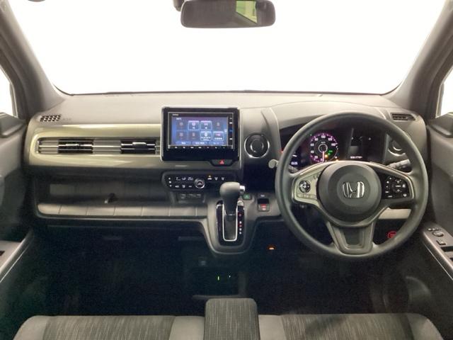 �^�]�ȂƏ���Ȃ̊Ԃ͂�������A�ړ����y�X�ł��B�����Ǝ肪�͂��ʒu�ɂ`�s�Z���N�g���o�[��G�A�R���X�C�b�`�Ȃǂ����葀�쐫�ɗD��Ă��܂�