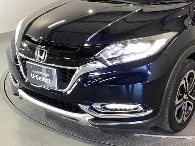 ヴェゼル ＨＶＸ・ホンダセンシングブリリアントスタイルＥＤ　純正メモリーナビ　リアカメラ　ＥＴＣ　誤発進抑制　地デジ　ＬＥＤランプ　オートエアコン　サイドエアバッグ　ＰＳ　ナビＴＶ　盗難防止装置　スマ－トキ－　ＶＳＡ　エアバッグ　ＵＳＢ　ＤＶＤ再生　Ｒカメ（25枚目）