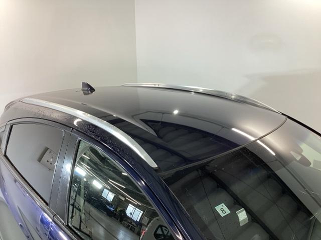 ヴェゼル ＨＶＸ・ホンダセンシングブリリアントスタイルＥＤ　純正メモリーナビ　リアカメラ　ＥＴＣ　誤発進抑制　地デジ　ＬＥＤランプ　オートエアコン　サイドエアバッグ　ＰＳ　ナビＴＶ　盗難防止装置　スマ－トキ－　ＶＳＡ　エアバッグ　ＵＳＢ　ＤＶＤ再生　Ｒカメ（33枚目）