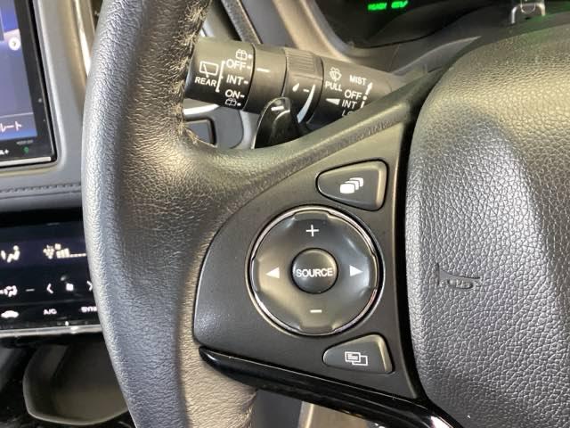 ヴェゼル ＨＶＸ・ホンダセンシングブリリアントスタイルＥＤ　純正メモリーナビ　リアカメラ　ＥＴＣ　誤発進抑制　地デジ　ＬＥＤランプ　オートエアコン　サイドエアバッグ　ＰＳ　ナビＴＶ　盗難防止装置　スマ－トキ－　ＶＳＡ　エアバッグ　ＵＳＢ　ＤＶＤ再生　Ｒカメ（44枚目）