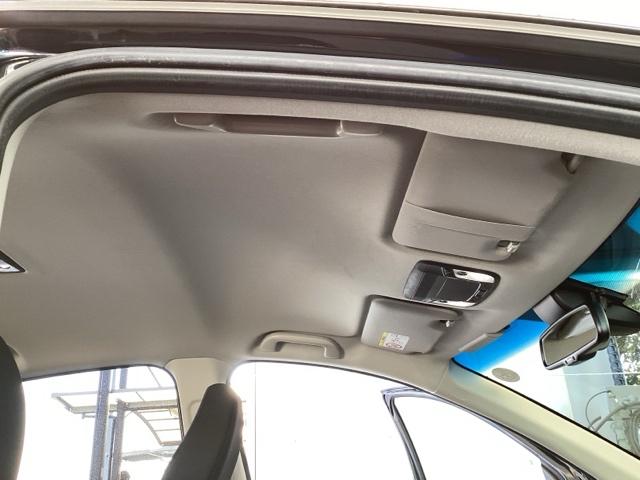 ヴェゼル ＨＶＸ・ホンダセンシングブリリアントスタイルＥＤ　純正メモリーナビ　リアカメラ　ＥＴＣ　誤発進抑制　地デジ　ＬＥＤランプ　オートエアコン　サイドエアバッグ　ＰＳ　ナビＴＶ　盗難防止装置　スマ－トキ－　ＶＳＡ　エアバッグ　ＵＳＢ　ＤＶＤ再生　Ｒカメ（56枚目）