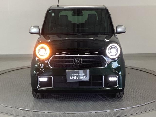 Ｎ－ＯＮＥ プレミアム　純正ナビ　フルセグ　リアカメラ　両席エアバック　ソナー　横滑り防止装置　Ｂカメラ　衝突軽減装置　サイドカーテンエアバック　ＬＥＤヘッドライト　ＡＢＳ　ナビＴＶ　アイドリングストップ　スマートキー（6枚目）