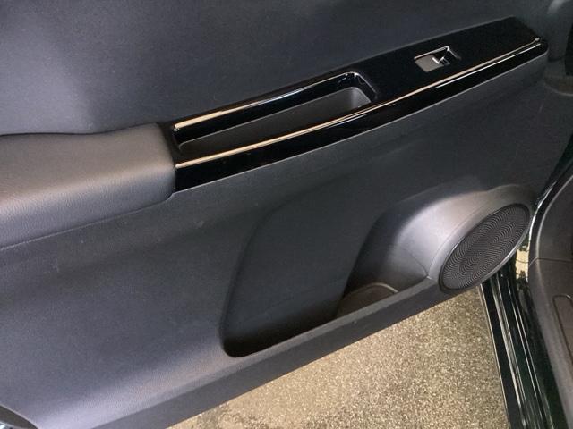 Ｎ－ＯＮＥ プレミアム　純正ナビ　フルセグ　リアカメラ　両席エアバック　ソナー　横滑り防止装置　Ｂカメラ　衝突軽減装置　サイドカーテンエアバック　ＬＥＤヘッドライト　ＡＢＳ　ナビＴＶ　アイドリングストップ　スマートキー（38枚目）