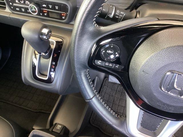 Ｎ－ＯＮＥ プレミアム　純正ナビ　フルセグ　リアカメラ　両席エアバック　ソナー　横滑り防止装置　Ｂカメラ　衝突軽減装置　サイドカーテンエアバック　ＬＥＤヘッドライト　ＡＢＳ　ナビＴＶ　アイドリングストップ　スマートキー（43枚目）