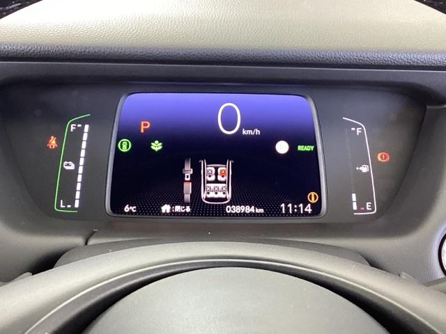 フィット ｅ：ＨＥＶホーム　純正メモリーナビ　ドラレコ　リアカメラ　コーナーセンサ　Ｂモニ　ＥＴＣ搭載　カーテンエアバッグ　ＤＶＤ再生機能　イモビライザー　記録簿付　ＥＣＯＮ　ナビ＆ＴＶ　ＡＵＴＯライト　ＬＥＤヘッドランプ（43枚目）