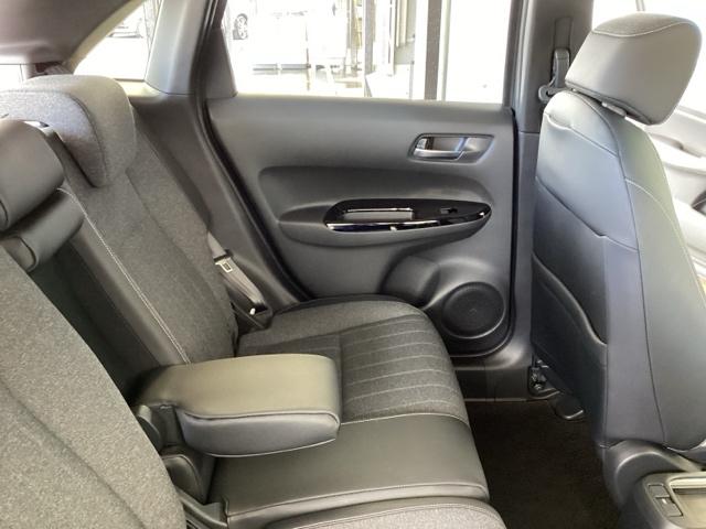 フィット ｅ：ＨＥＶホーム　純正メモリーナビ　ドラレコ　リアカメラ　コーナーセンサ　Ｂモニ　ＥＴＣ搭載　カーテンエアバッグ　ＤＶＤ再生機能　イモビライザー　記録簿付　ＥＣＯＮ　ナビ＆ＴＶ　ＡＵＴＯライト　ＬＥＤヘッドランプ（60枚目）