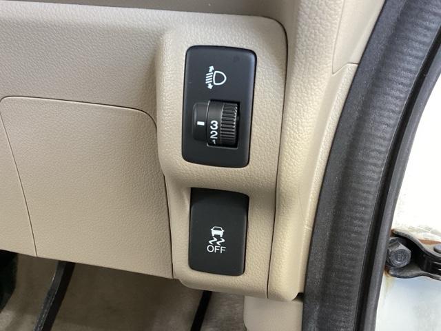 Ｎ－ＢＯＸ Ｇ・Ｌパッケージ　純正メモリーナビ　リアカメラ　１４ＡＷ　バックカメラ付　ＷＡＢ　キーフリーシステム　イモビ　１セグＴＶ　整備点検記録簿　ＰＳ　ＶＳＣ　ＴＶナビ　スマートキー・プッシュスタート　フルオートエアコン（41枚目）