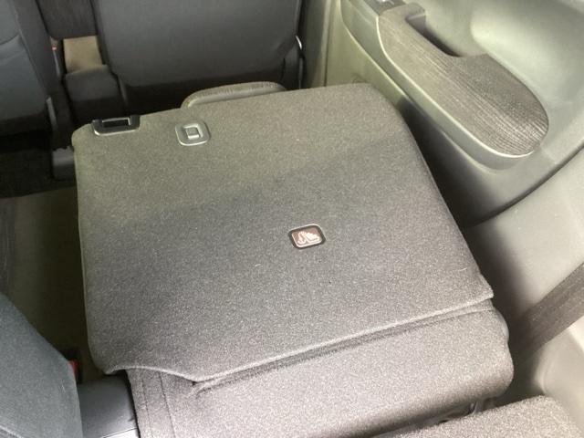 N-WGNカスタム Lホンダセンシング 純正ナビ フルセグ リアカメラ リアセンサー サイドエアバック セキュリティアラーム ETC車載器 オートエアコン VSA Bカメ USB LEDヘッドライト ベンチシート クルーズコントロール(21枚目)