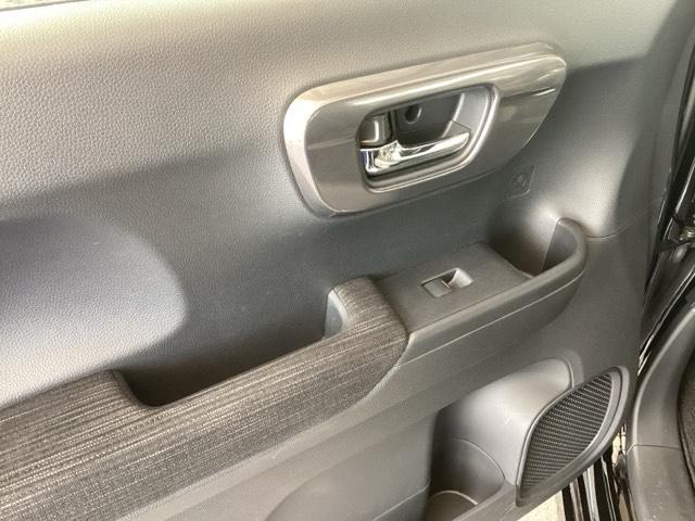 N-WGNカスタム Lホンダセンシング 純正ナビ フルセグ リアカメラ リアセンサー サイドエアバック セキュリティアラーム ETC車載器 オートエアコン VSA Bカメ USB LEDヘッドライト ベンチシート クルーズコントロール(38枚目)