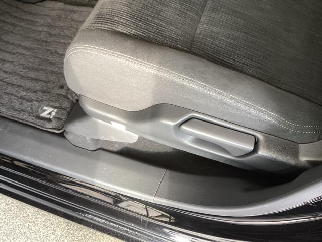 N-WGNカスタム Lホンダセンシング 純正ナビ フルセグ リアカメラ リアセンサー サイドエアバック セキュリティアラーム ETC車載器 オートエアコン VSA Bカメ USB LEDヘッドライト ベンチシート クルーズコントロール(40枚目)