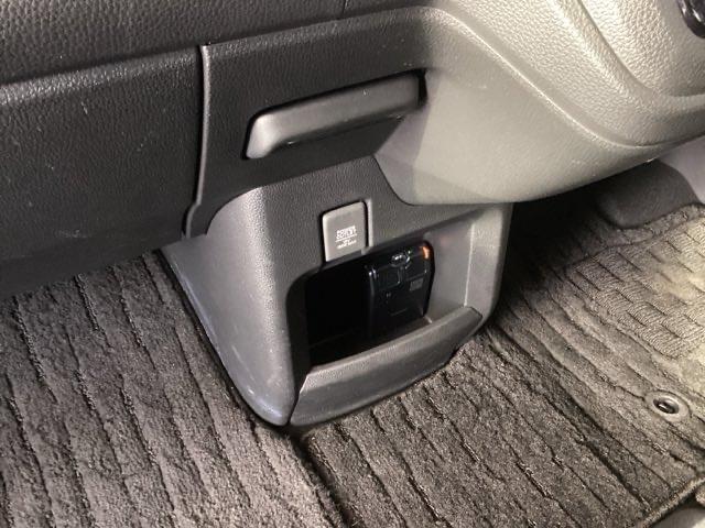 N-WGNカスタム Lホンダセンシング 純正ナビ フルセグ リアカメラ リアセンサー サイドエアバック セキュリティアラーム ETC車載器 オートエアコン VSA Bカメ USB LEDヘッドライト ベンチシート クルーズコントロール(42枚目)