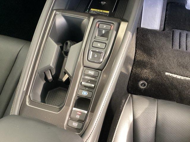 �w��{�ɂ���i�I�ȃV�t�g���삪�\�ȃG���N�g���b�N�M�A�Z���N�^�[�ł��I�܂��A�X�C�b�`����ŃI���^�I�t�ł���d�q����p�[�L���O�u���[�L�ł��B