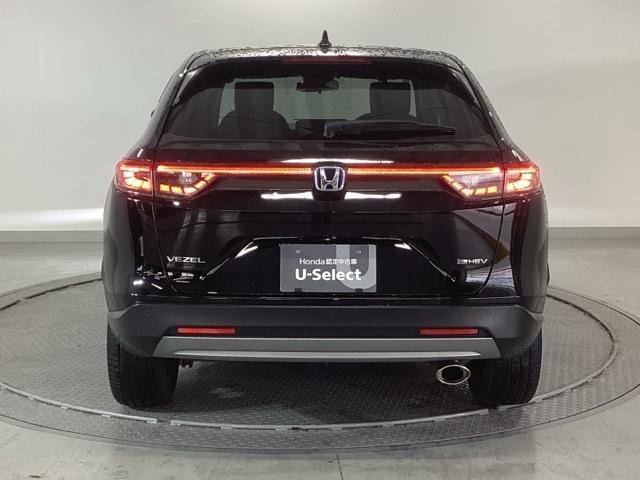 ヴェゼル ｅ：ＨＥＶＸ　純正ナビ　フルセグ　リアカメラ　フルオートエアコン　盗難防止　両席エアバック　ソナー　Ｂカメ　ＴＶナビ　キーレスエントリー　地デジ　エアバッグ　カーテンエアバック　パワーウインドウ　ＶＳＡ　ＥＴＣ付（9枚目）