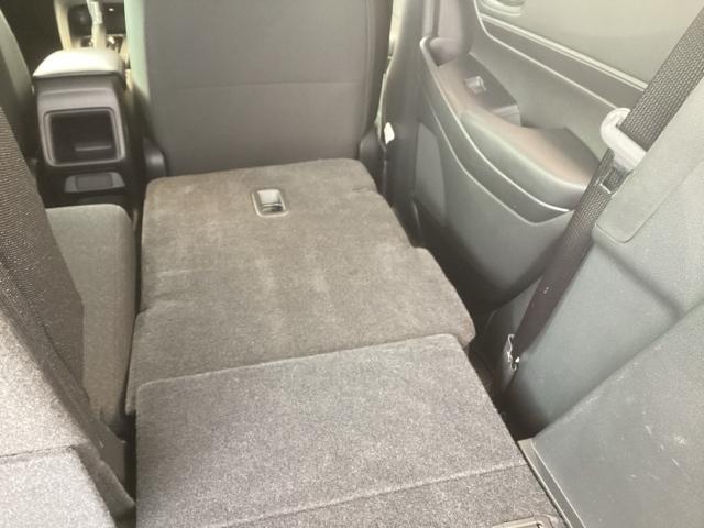 ヴェゼル ｅ：ＨＥＶＸ　純正ナビ　フルセグ　リアカメラ　フルオートエアコン　盗難防止　両席エアバック　ソナー　Ｂカメ　ＴＶナビ　キーレスエントリー　地デジ　エアバッグ　カーテンエアバック　パワーウインドウ　ＶＳＡ　ＥＴＣ付（22枚目）