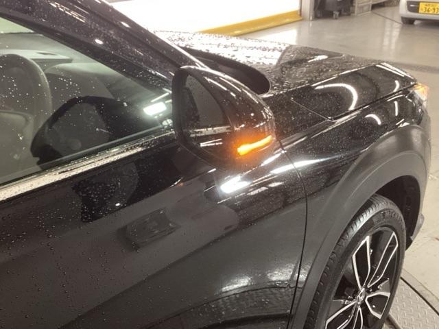 ヴェゼル ｅ：ＨＥＶＸ　純正ナビ　フルセグ　リアカメラ　フルオートエアコン　盗難防止　両席エアバック　ソナー　Ｂカメ　ＴＶナビ　キーレスエントリー　地デジ　エアバッグ　カーテンエアバック　パワーウインドウ　ＶＳＡ　ＥＴＣ付（29枚目）