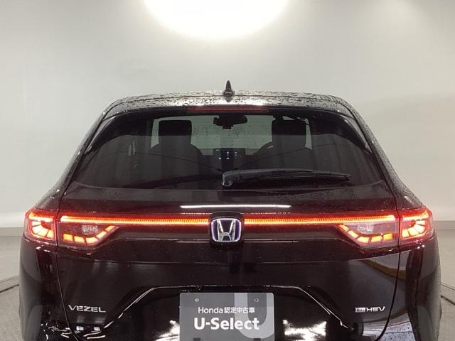 ヴェゼル ｅ：ＨＥＶＸ　純正ナビ　フルセグ　リアカメラ　フルオートエアコン　盗難防止　両席エアバック　ソナー　Ｂカメ　ＴＶナビ　キーレスエントリー　地デジ　エアバッグ　カーテンエアバック　パワーウインドウ　ＶＳＡ　ＥＴＣ付（31枚目）