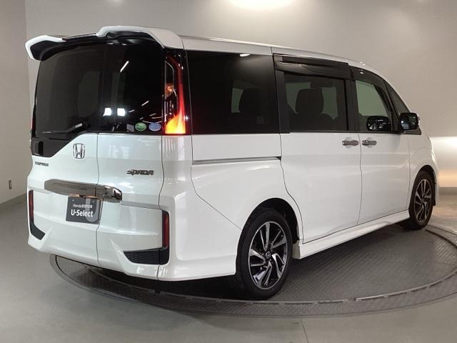 ステップワゴンスパーダ スパーダ・クールスピリットホンダセンシング　純正ナビ　フルセグ　リア席モニター　スマートキ－　リヤカメラ　オートエアコン　アクティブクルーズ　イモビ　シートＨ　キーフリー　カーテンエアバック　アイドリングＳＴＯＰ　ＡＢＳ　ＥＴＣ車載器　ターボ車（8枚目）