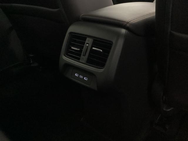 ��ȗp�G�A�R�������o��������܂�