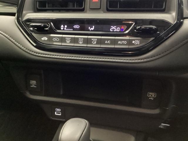 WR-V Z+ブラックスタイル HondaCONNECT対応純正メモリーナビ キーフリー サイドエアバック フルセグテレビ 横滑り防止機能 バックカメラ USB LEDヘッドライト オートクルーズコントロール 盗難防止システム(12枚目)