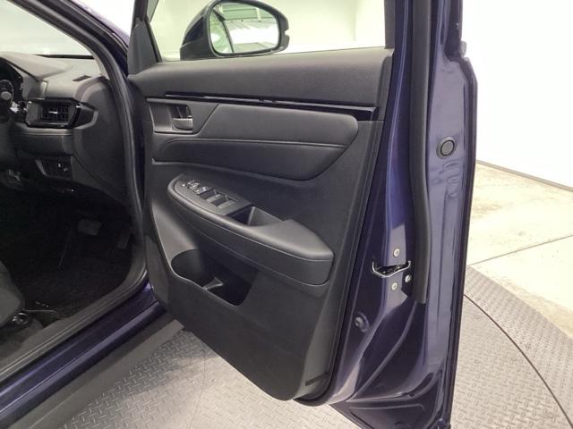 WR-V Z+ブラックスタイル HondaCONNECT対応純正メモリーナビ キーフリー サイドエアバック フルセグテレビ 横滑り防止機能 バックカメラ USB LEDヘッドライト オートクルーズコントロール 盗難防止システム(26枚目)