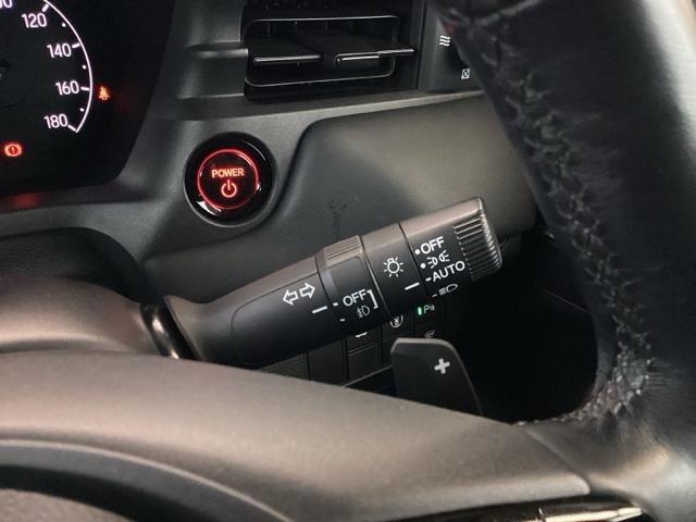 ヴェゼル ｅ：ＨＥＶＺ　ドラレコ　ナビ　Ｒカメラ　ブルートゥース　Ｓヒータ　地デジフルセグＴＶ　定期点検記録簿　電動テールゲート　サイドエアバッグ　後カメラ　前後障害物センサー　横滑防止装置　エアコン　ＬＥＤヘットライト（27枚目）