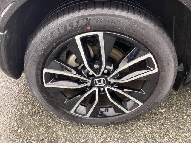 ヴェゼル ｅ：ＨＥＶＺ　ドラレコ　ナビ　Ｒカメラ　ブルートゥース　Ｓヒータ　地デジフルセグＴＶ　定期点検記録簿　電動テールゲート　サイドエアバッグ　後カメラ　前後障害物センサー　横滑防止装置　エアコン　ＬＥＤヘットライト（32枚目）