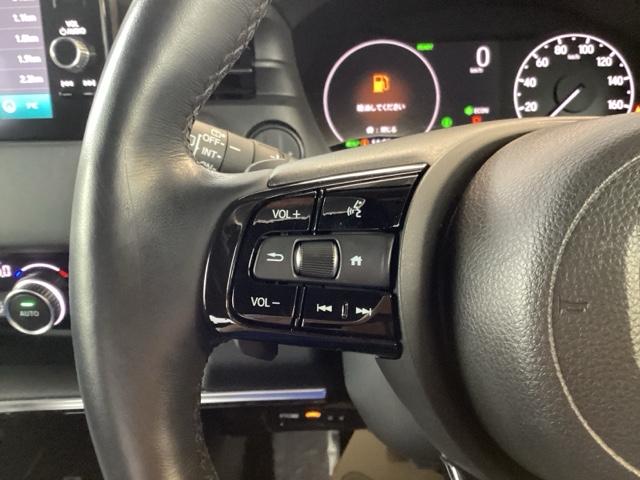 ヴェゼル ｅ：ＨＥＶＺ　ドラレコ　ナビ　Ｒカメラ　ブルートゥース　Ｓヒータ　地デジフルセグＴＶ　定期点検記録簿　電動テールゲート　サイドエアバッグ　後カメラ　前後障害物センサー　横滑防止装置　エアコン　ＬＥＤヘットライト（54枚目）