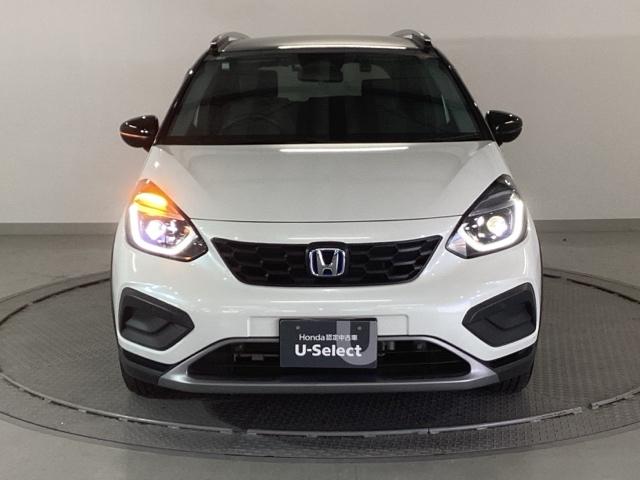 �k�d�c�w�b�h���C�g�𑕔����Ă��܂��B�k�d�c�w�b�h���C�g�͂ƂĂ����邭�A�J�̓����ԑ��s�����S�E���S�ł��B