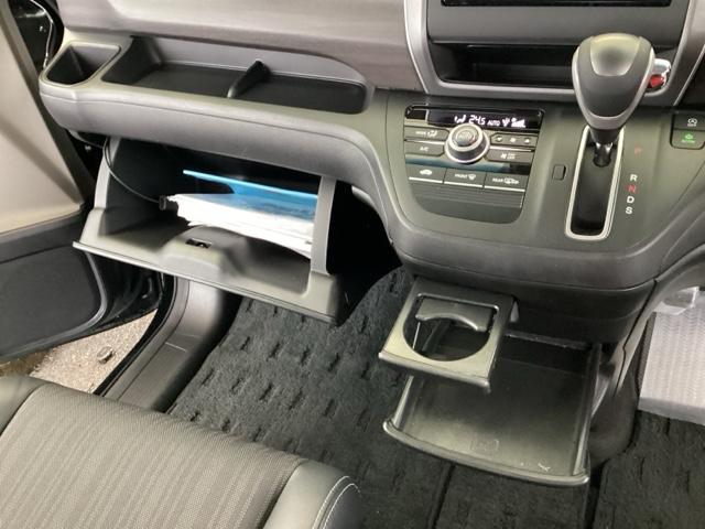 フリード G・ホンダセンシング 純正メモリーナビ 両側電動スライドドア W電動ドア キーフリ スマートキーシステム イモビ カラーバックモニター 横滑防止装置 LEDランプ 整備点検記録簿 エアコン クルコン パワーウィンドウ(40枚目)