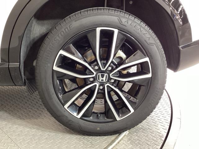 ヴェゼル ｅ：ＨＥＶＺ　純正メモリーナビ　ドラレコ　全周囲カメラ　Ｓヒータ　地デジフルセグＴＶ　定期点検記録簿　電動テールゲート　サイドエアバッグ　後カメラ　前後障害物センサー　横滑防止装置　エアコン　ＬＥＤヘットライト（21枚目）