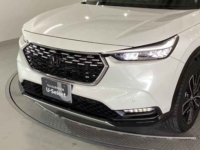 ヴェゼル ｅ：ＨＥＶＺ　純正メモリーナビ　ドラレコ　全周囲カメラ　Ｓヒータ　地デジフルセグＴＶ　定期点検記録簿　電動テールゲート　サイドエアバッグ　後カメラ　前後障害物センサー　横滑防止装置　エアコン　ＬＥＤヘットライト（25枚目）