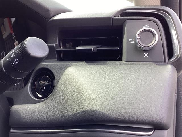 ヴェゼル ｅ：ＨＥＶＺ　純正メモリーナビ　ドラレコ　全周囲カメラ　Ｓヒータ　地デジフルセグＴＶ　定期点検記録簿　電動テールゲート　サイドエアバッグ　後カメラ　前後障害物センサー　横滑防止装置　エアコン　ＬＥＤヘットライト（44枚目）