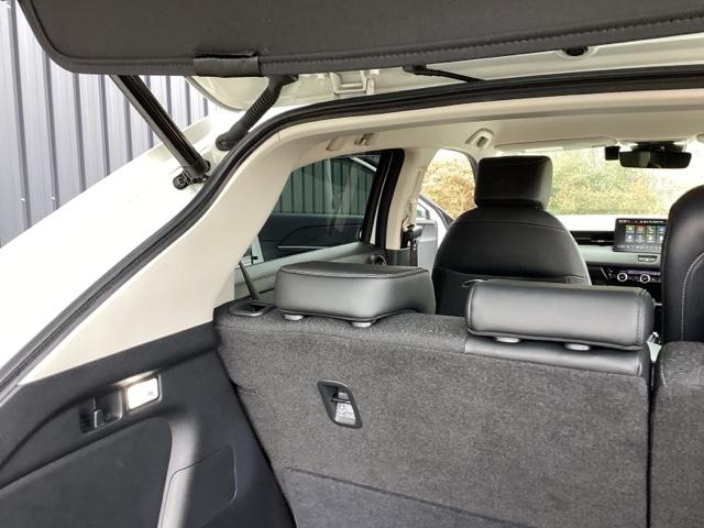 ヴェゼル ｅ：ＨＥＶＺ　純正メモリーナビ　ドラレコ　全周囲カメラ　Ｓヒータ　地デジフルセグＴＶ　定期点検記録簿　電動テールゲート　サイドエアバッグ　後カメラ　前後障害物センサー　横滑防止装置　エアコン　ＬＥＤヘットライト（65枚目）