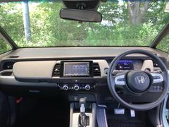 ドライバー目線の画像です。視界が確保されているので運転しやすいです。 2
