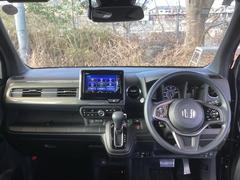 �ե���ȥ��饹���礭�����磻�ɤʻ볦�Ǳ�ž�⤷�䤹���ʤ�褦�ˡ��߷פ���Ƥ��ޤ��� 3